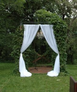 Outdoor Wedding Altar at Diamond Oak Events